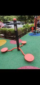 Outdoor Gym 3 in 1 Twister
