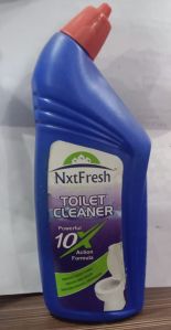 liquid toilet cleaner