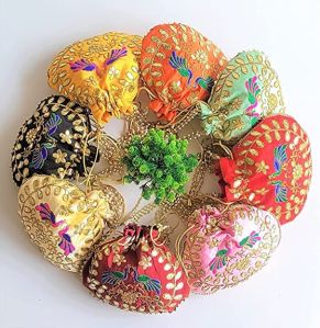 Indian Handmade Potli Bag For Women Jewelry Coin Pouch Batwa Pearls Clutch Wedding Party Purse