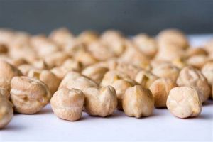 White Chickpeas