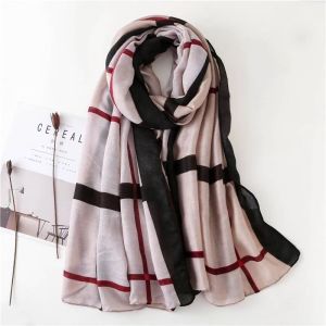 Ladies Scarf
