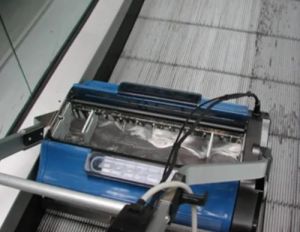 Escalator Cleaning Machine