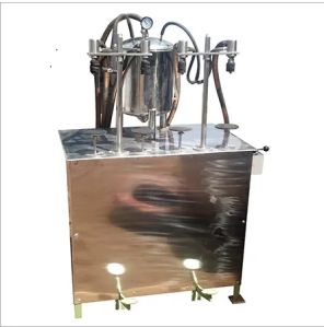 Vacuum Filling Machine