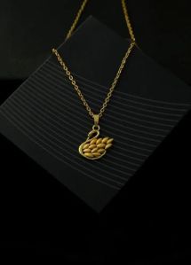 Pendant With Chain