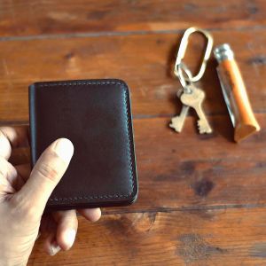 Black Minimalist Bi Fold Leather Wallet