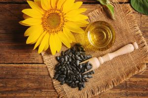 Wood pressed sunflower oil