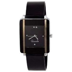 quartz wrist watch