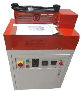 hot melt adhesive machine