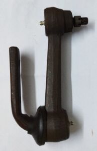 IDLER PITMEN ARM-CAR /TRUCK/TRACTOR/MACHIANRY