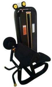 Preacher Curl Machine