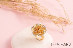 14 K Gold Diamond Ring /Flower Ring / Certified diamonds