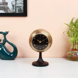 Globe clock