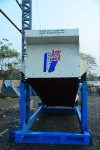 Vibrating Screen Machine