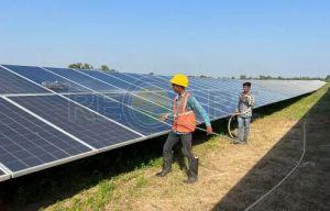 Solar Power Plant Maintenance Service