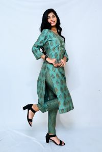 Ladies Light Green Rayon Kurti Pant Set