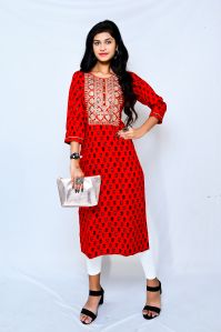Ladies Red Rayon Embroidered Kurti