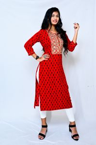 Ladies Red Rayon Embroidered Kurti