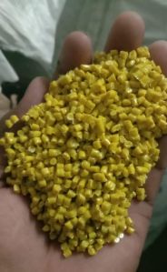 GRANULES YELLOW LLDPE