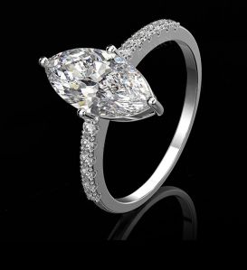 2 carat Moissanite Diamond Ring