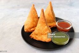 VEGETABLE SAMOSA