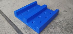 H – Series 2 Way Entry Non Reversible Plastic Pallets