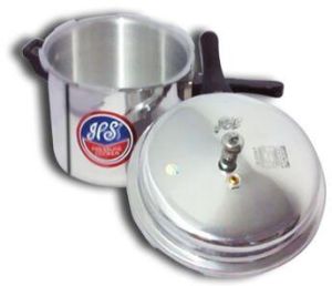 Outer lid Pressure Cooker