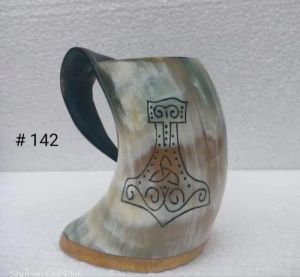 AI142 Drinking Horn Mug