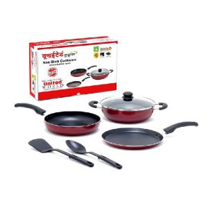 United Non-stick 3mm heavy gauge Cookware Set