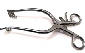 Surgical Self Retaining Retractor