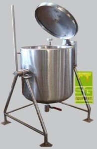 Steam cooking vessel