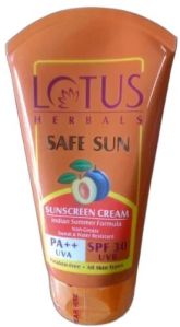Lotus Sunscreen Cream