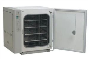 Water Jacketed Incubator