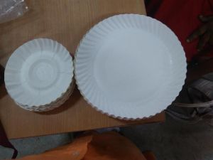 White paper plate
