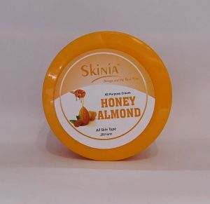 200g. Honey Almond Cream