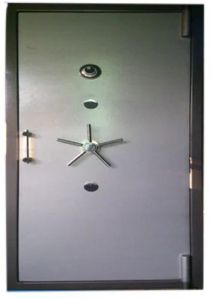 electronic safe locker