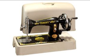 Geminy Tailor Composite Sewing Machine