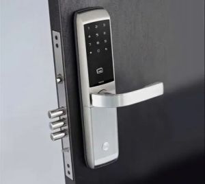 Yale digital lock