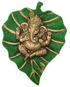 GREEN PATTA GANESH (7 INCHES)