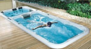 Jacuzzi pool