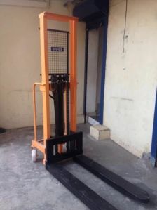 Hydraulic Stacker