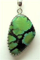 TURQUOISE CABOCHON PENDANT