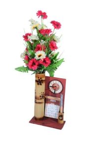 Bamboo pen stand with clock & calendar