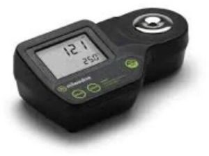 DIGITAL BRIX REFRACTOMETER