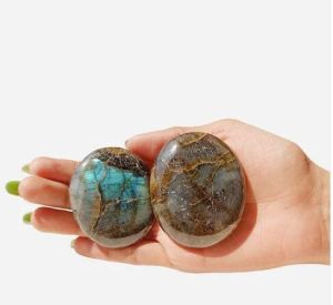 Flashy Labradorite Palm Stone