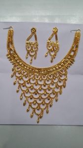 Ad Necklace Set