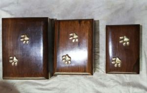 Wooden Paw Embossed Box