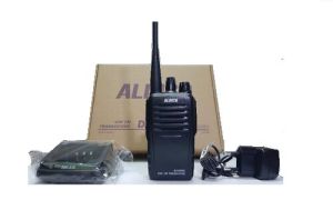 UHF Handheld Transceiver