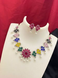 multi colour neckpieces