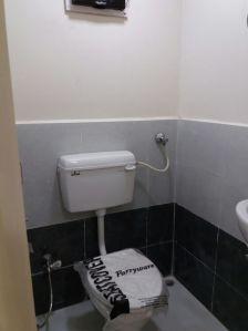Readymade  Toilet Cabins