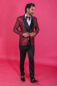 RED COLOUR EMBROIDERED TUXEDO SUIT